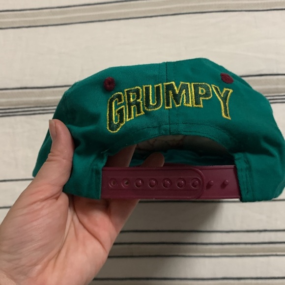Vintage DISNEY SNOW WHITE AND THE SEVEN DWARFS Grumpy SNAPBACK HAT - Picture 2 of 3